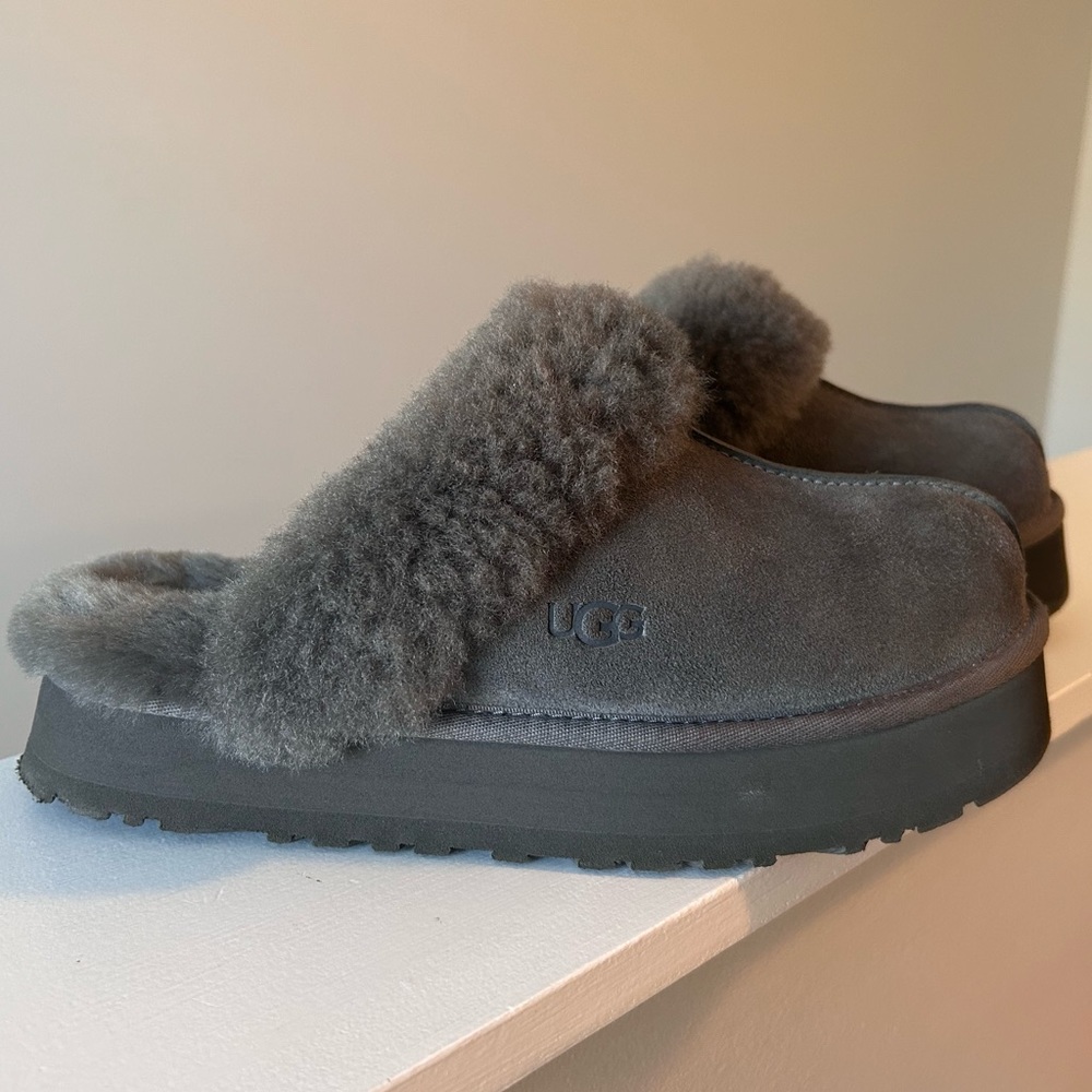 Ugh Platform Slipper in Charcoal
